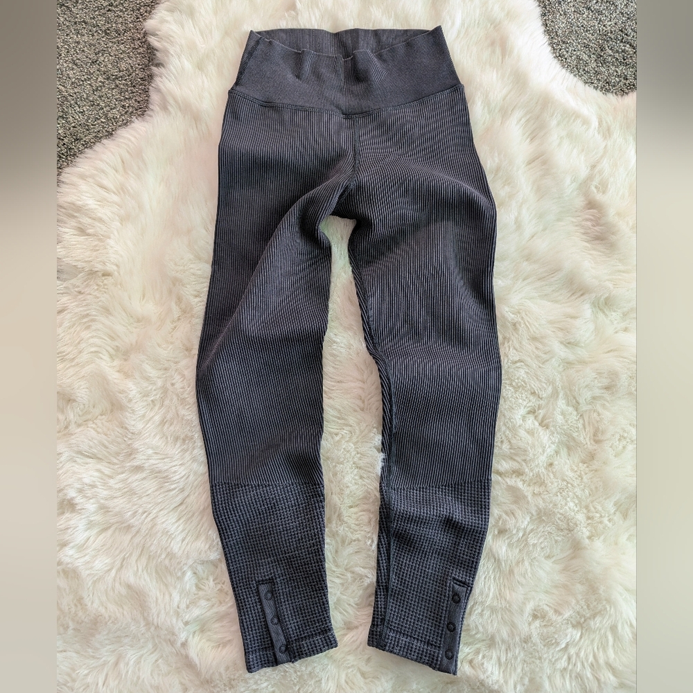 Aerie Ribbed LeggingsWaffle Snap Ankle Leggings, Thick Warm Material, Size Small